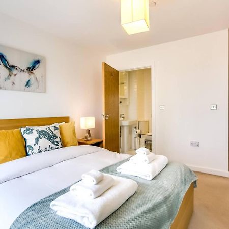 Guestready - Comfort By The Thames, W/ Balcony Londres Exterior foto